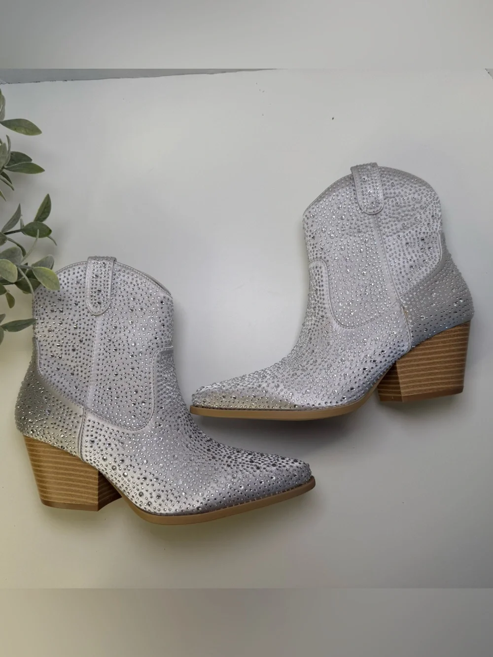 Qupid leslie rhinestones