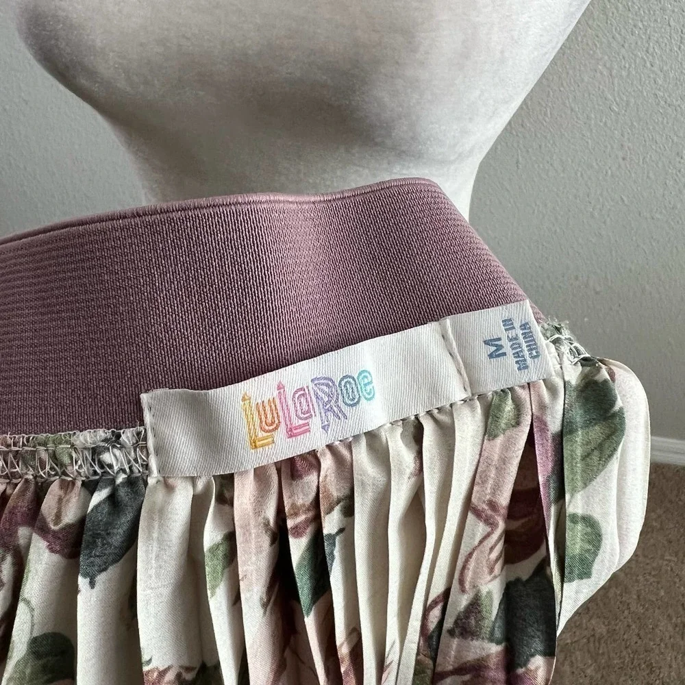NWT LuLaroe Jill Accordion Cream Floral Stretchy Pull On Pencil Midi Skirt M