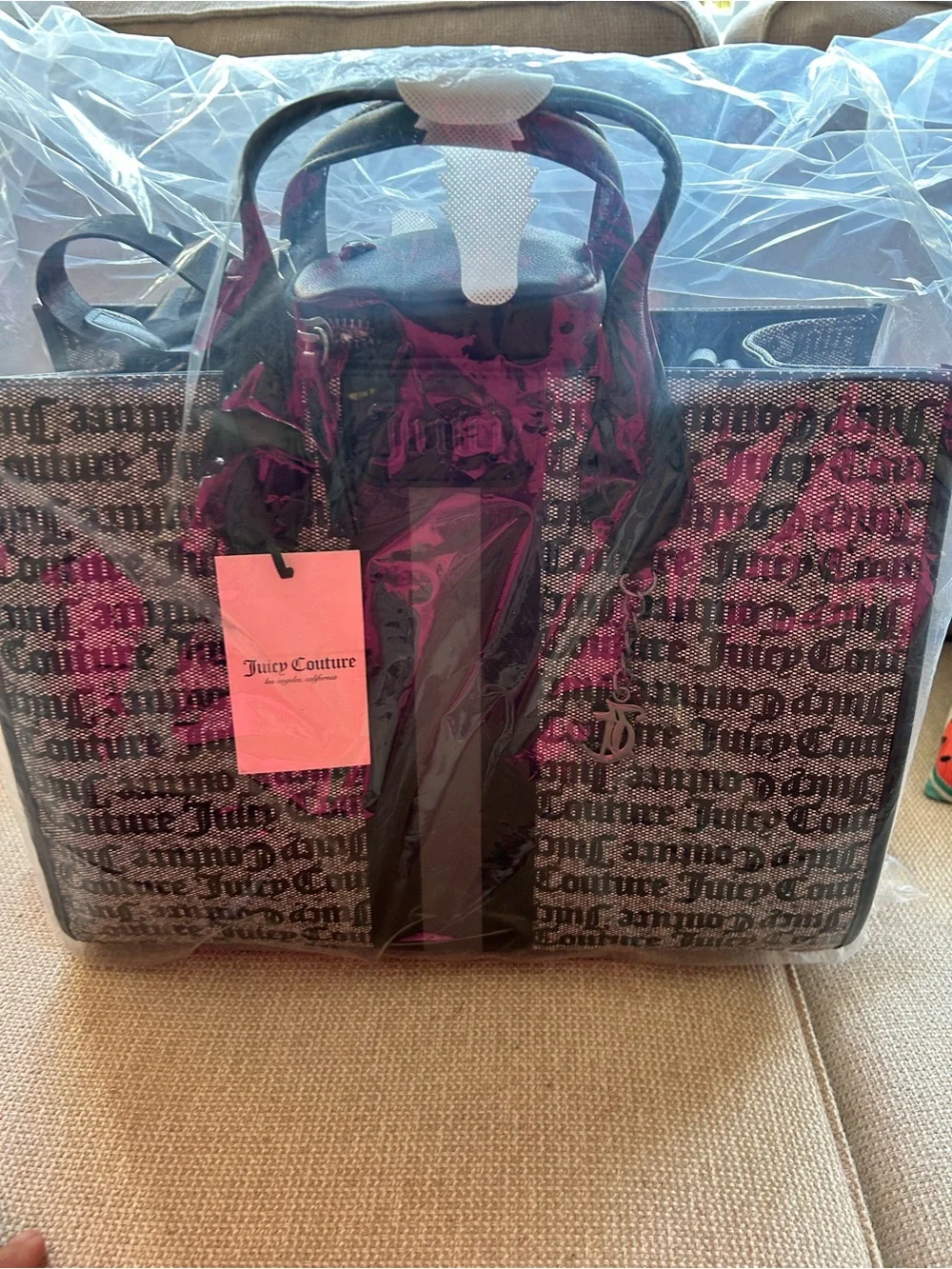NWT JUICY COUTURE black and grey tote bag.