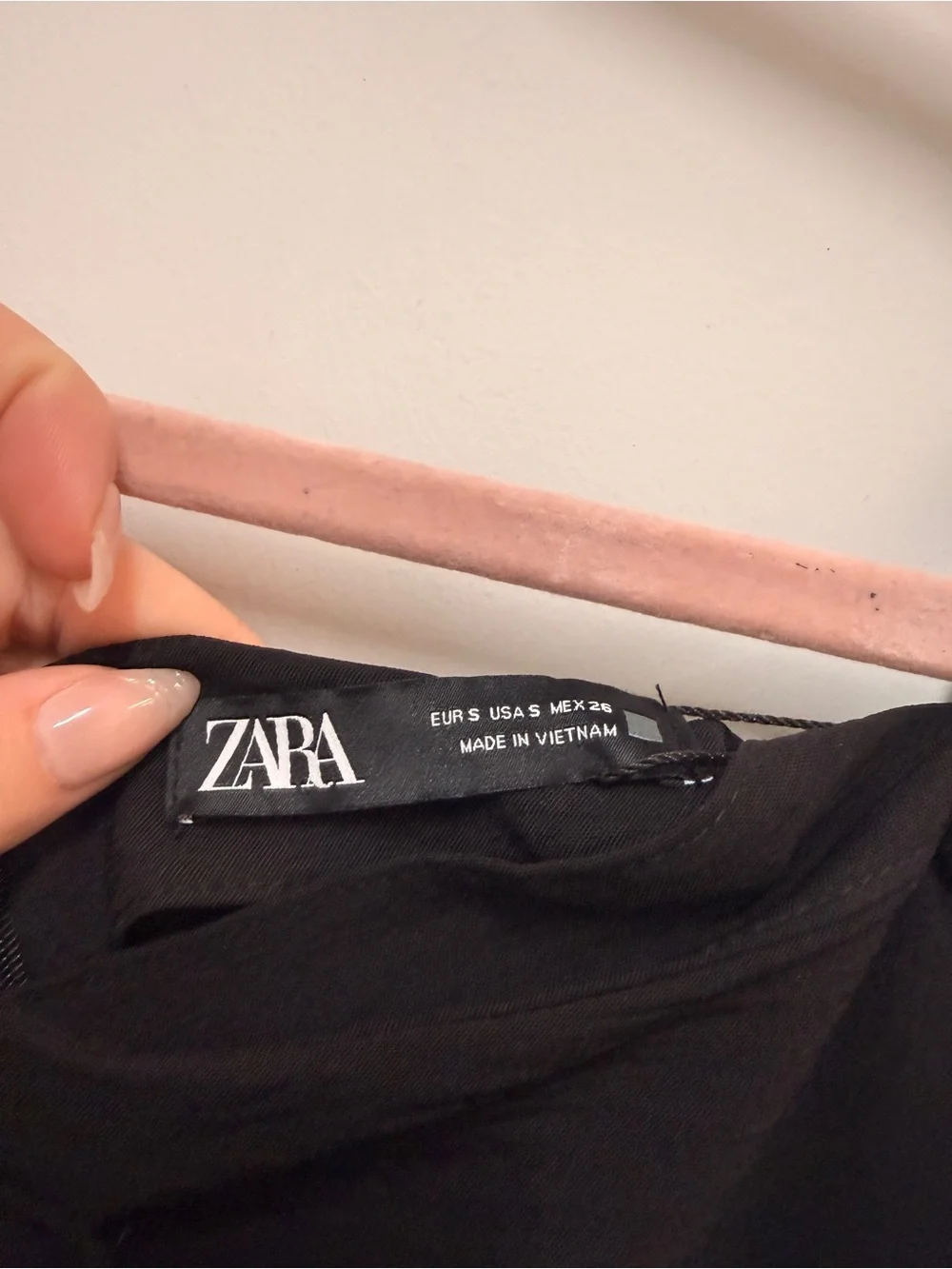 Zara sleek black