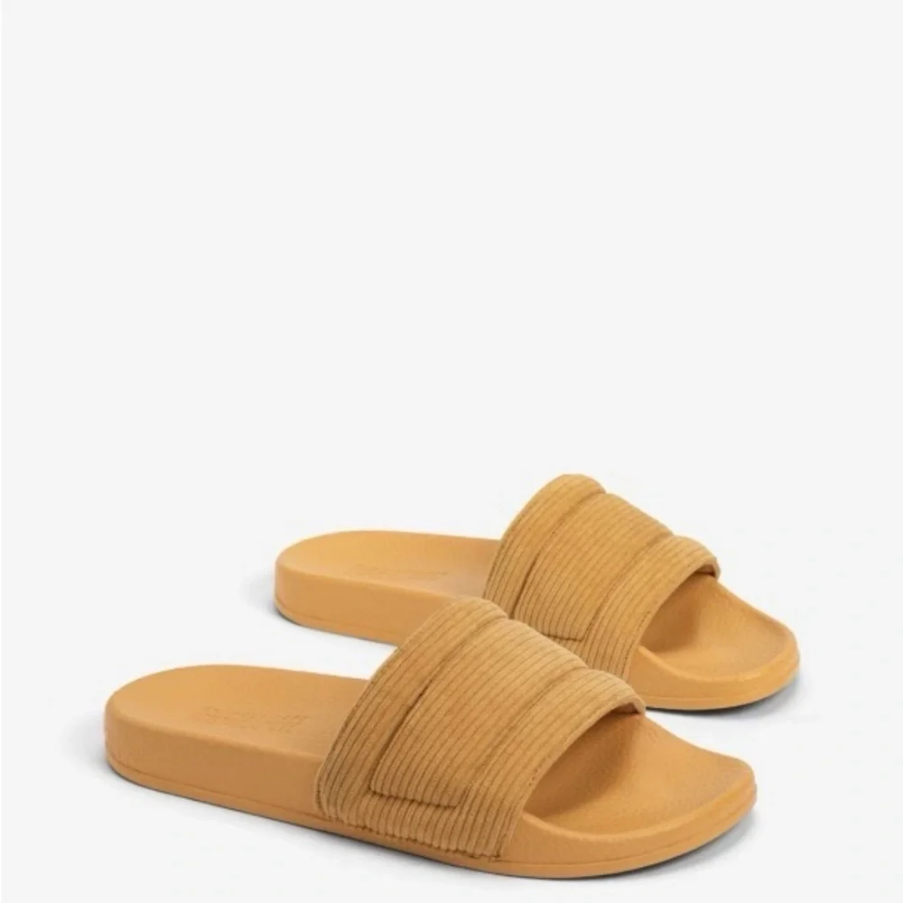 Kenneth Cole Reaction nwt kenneth