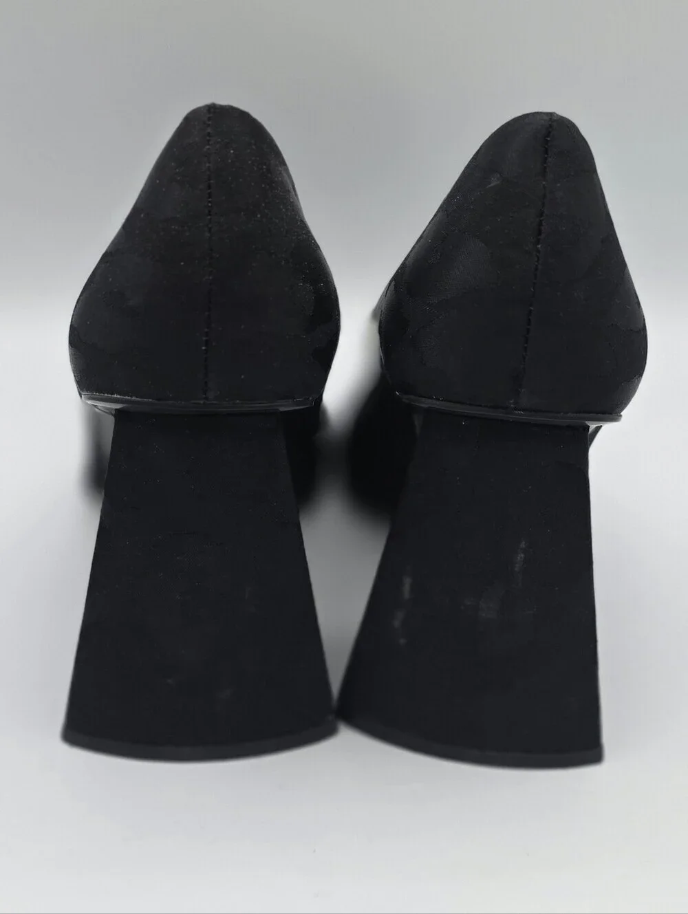 Zara black silhouette