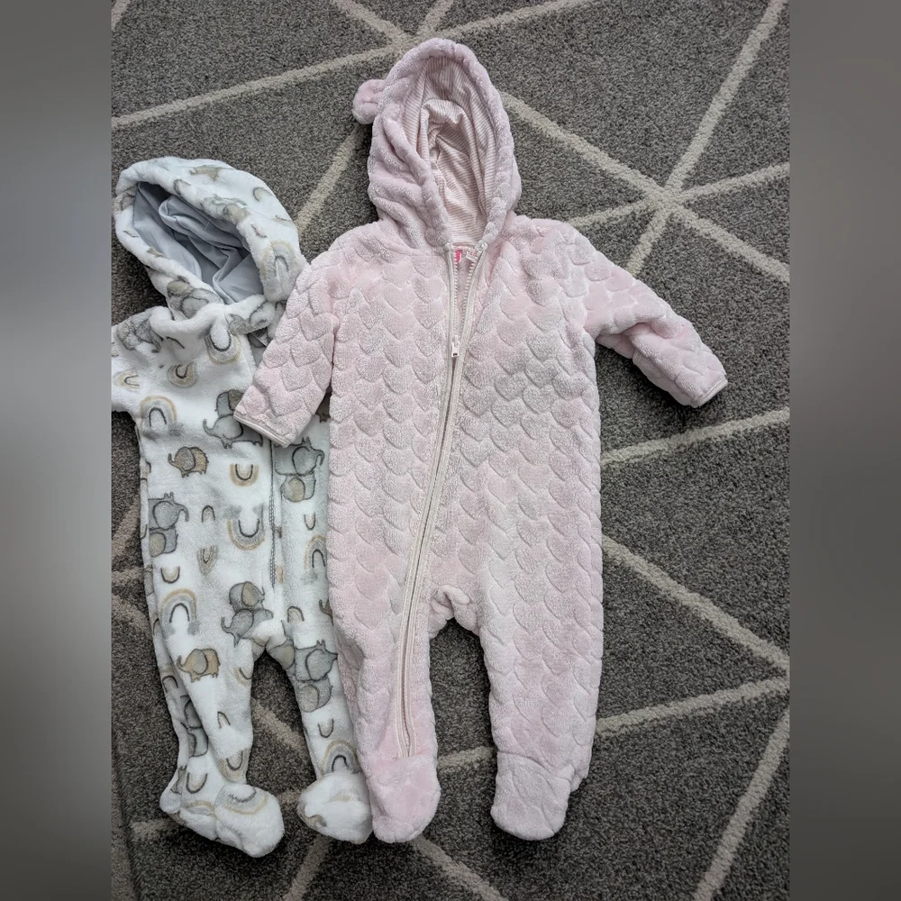 Bundle Baby Girls Fleece Footed‎ Pajamas And Swaddle