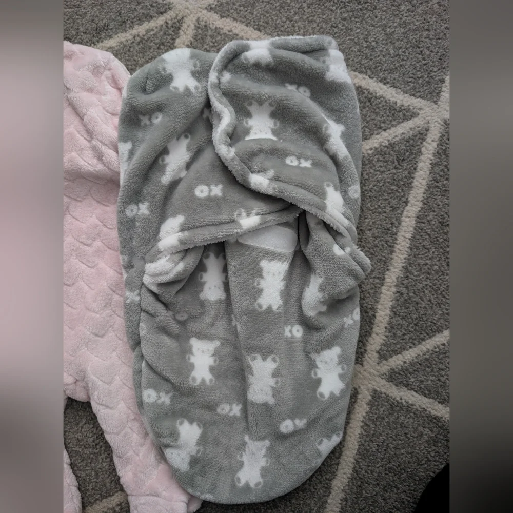 Bundle Baby Girls Fleece Footed‎ Pajamas And Swaddle