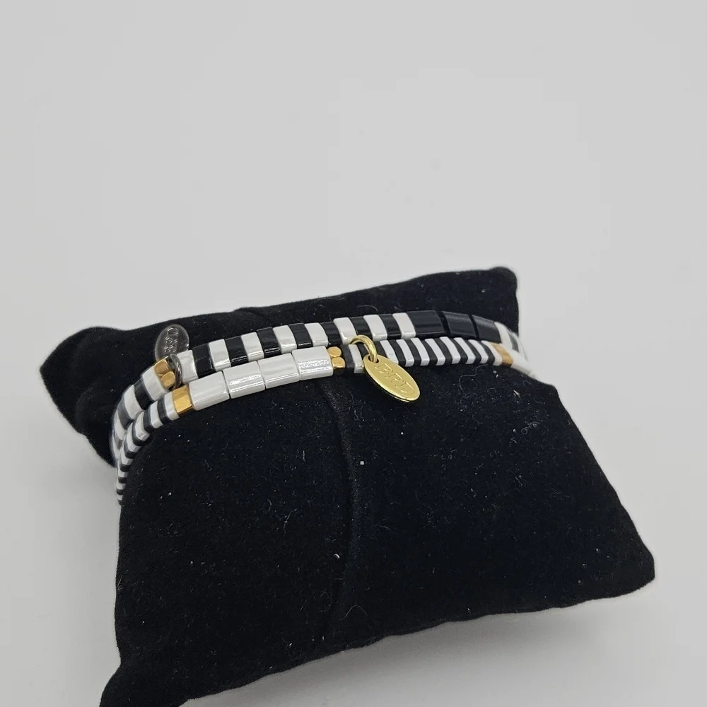 Betsy Pittard Designs pair stretch