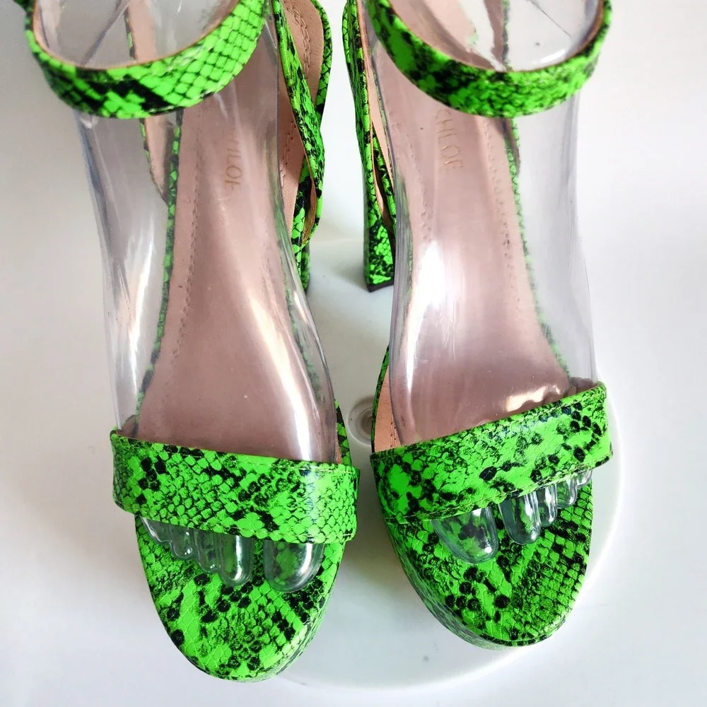 Chase + Chloe neon green