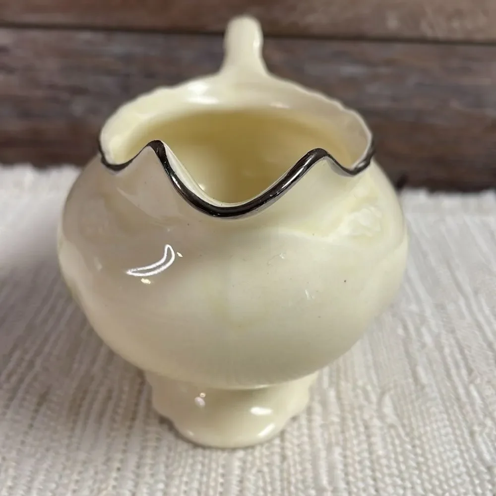 Homer Laughlin creamer china