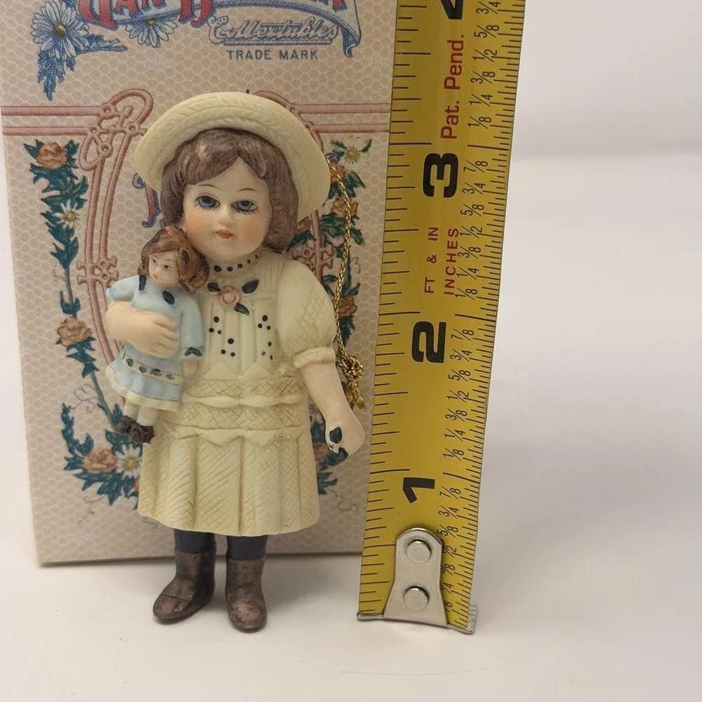 Emily Rose resin shown home