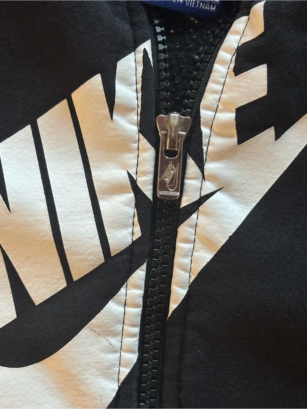 Nike classic black