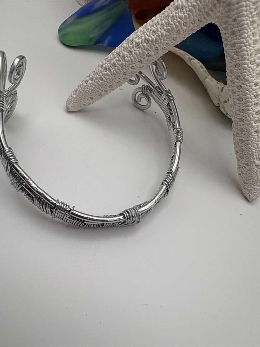 N/A shiny silver