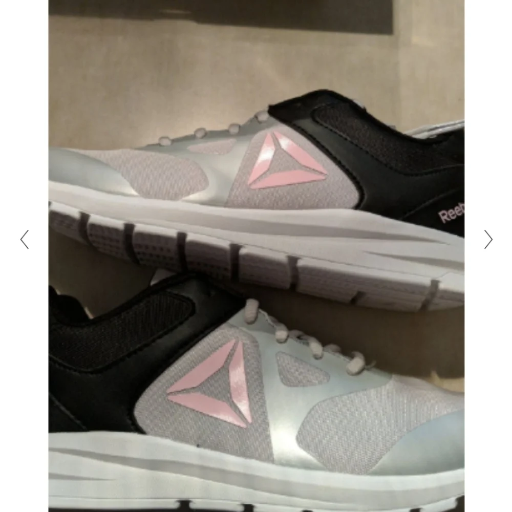 NIB Reebok Rush Runners shoes