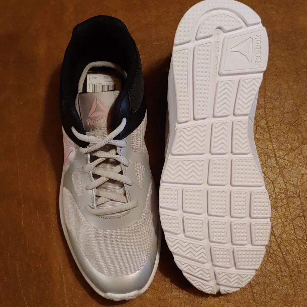 Reebok silver pink