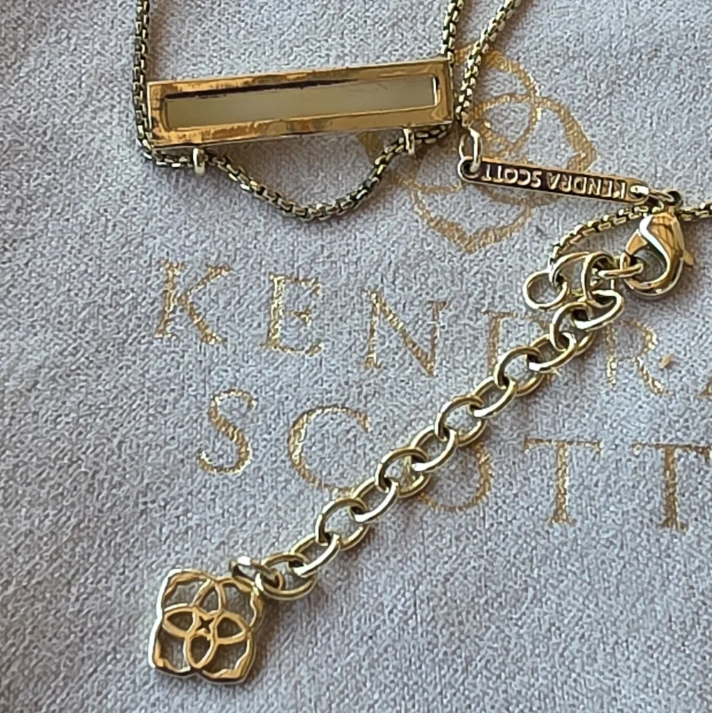 Kendra Scott kendra scott