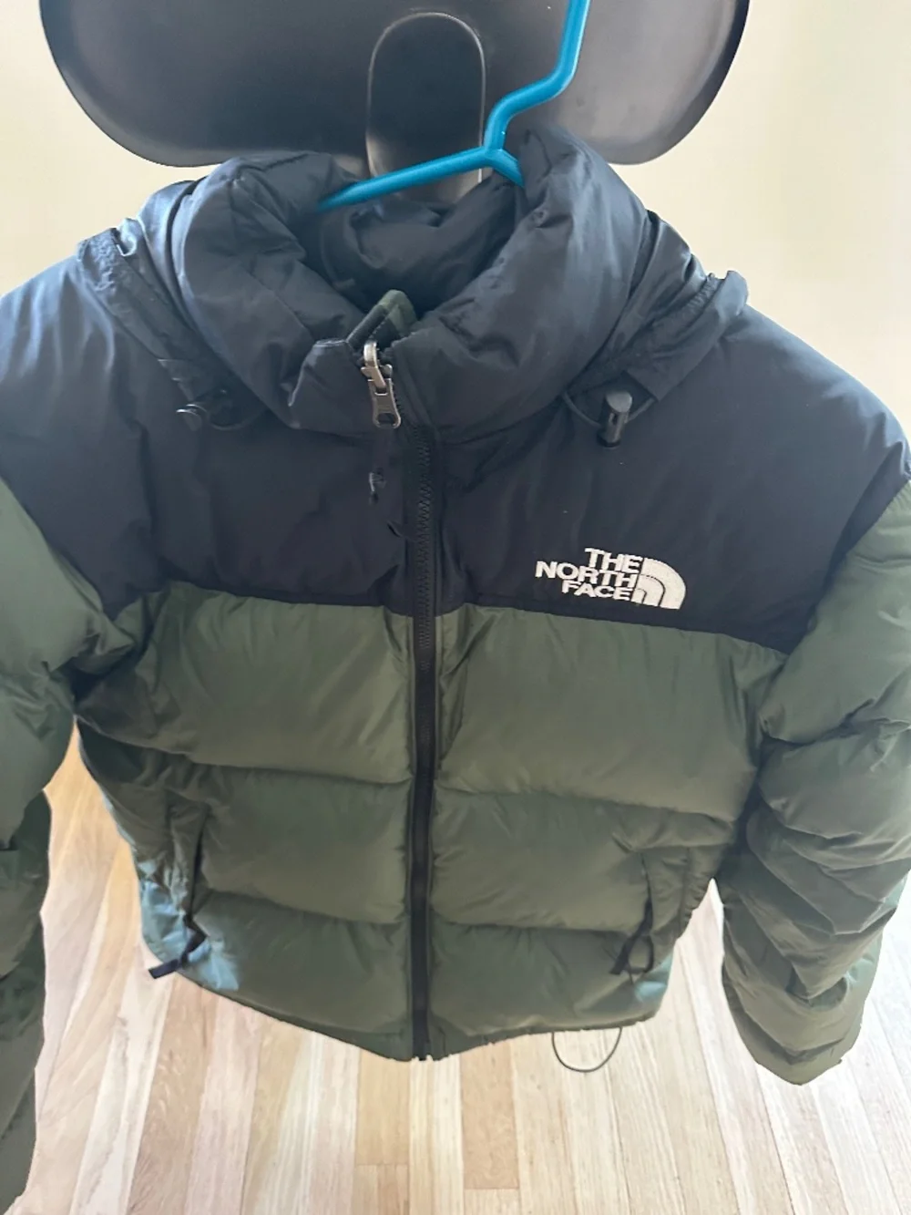 North face green puffer jacket