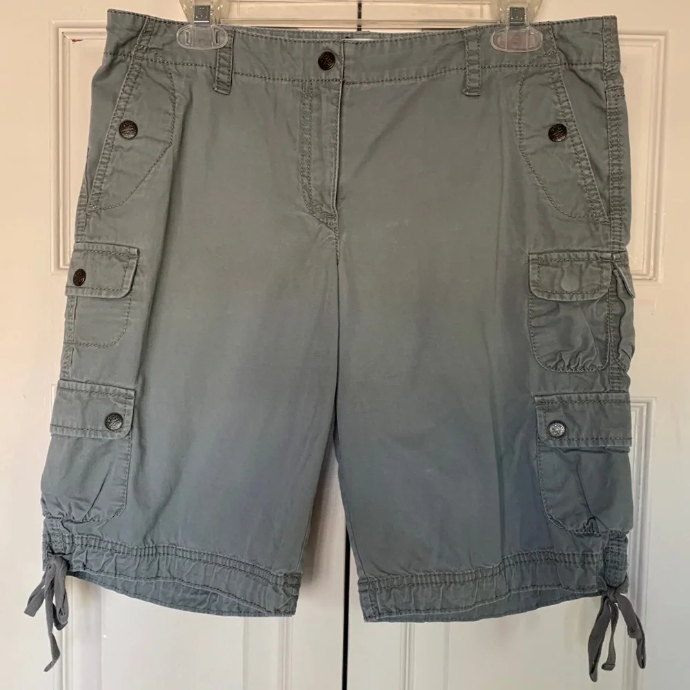 Loft Army Green Khaki Cargo Shorts
