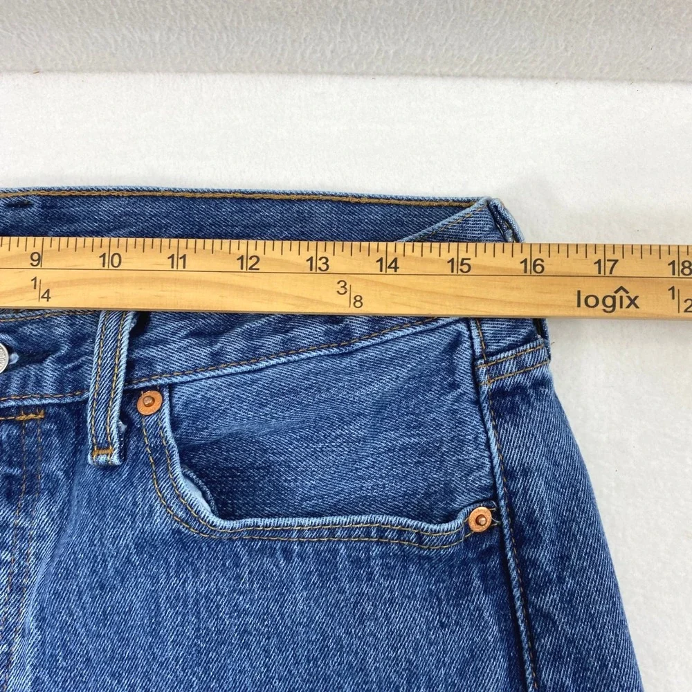 Levis excellent pre