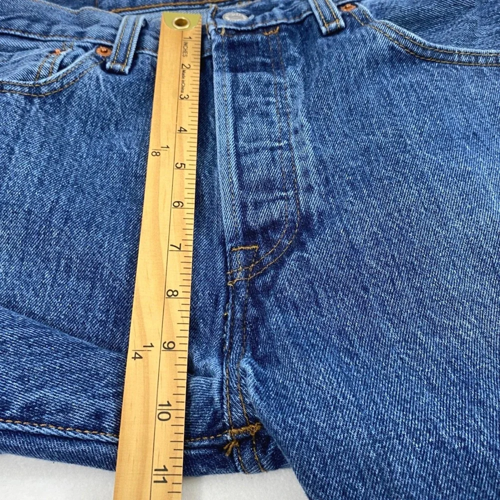 Levis excellent pre