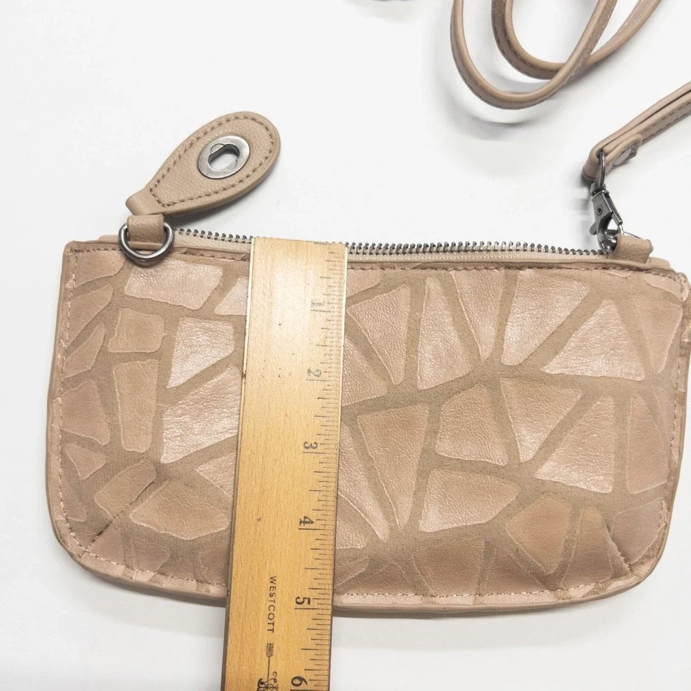 Joy Susan beige crossbody