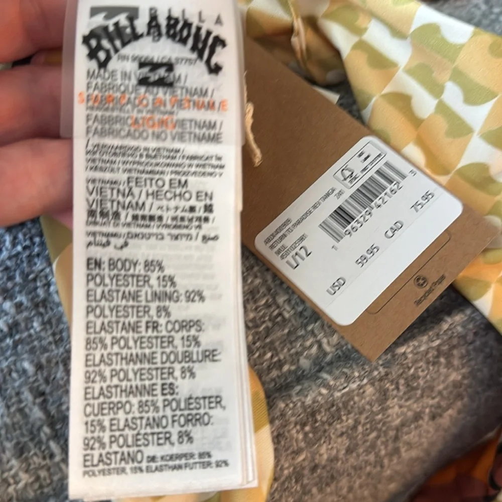 Billabong reversible return
