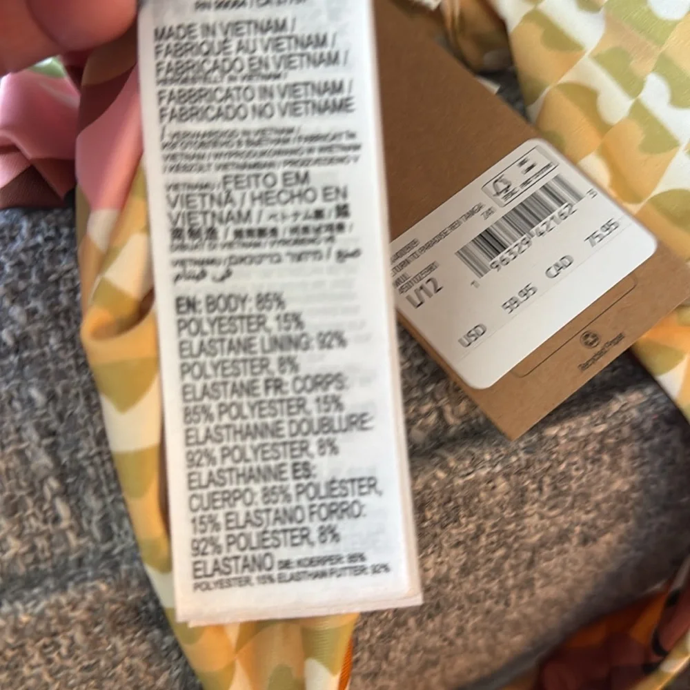 Billabong reversible return