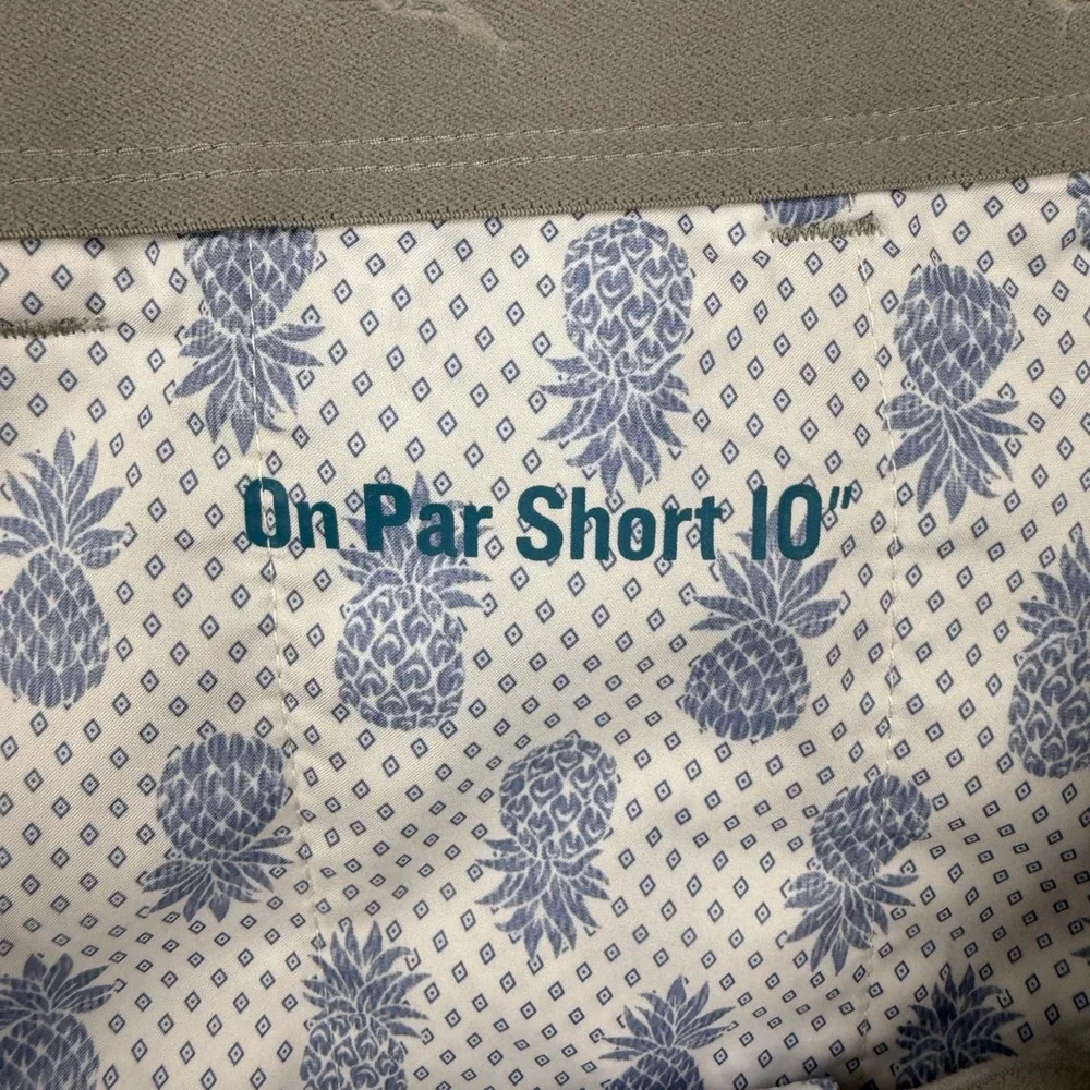 Tommy Bahama excellent no