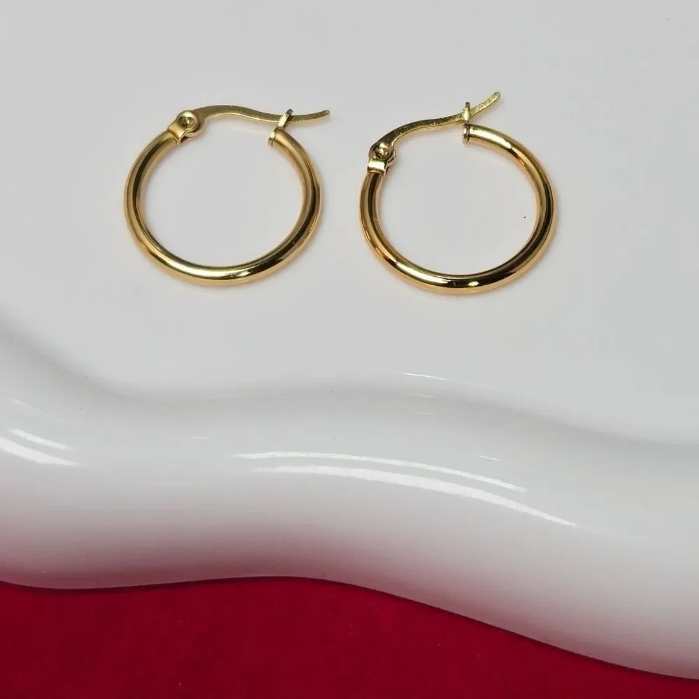 Boutique timeless gold