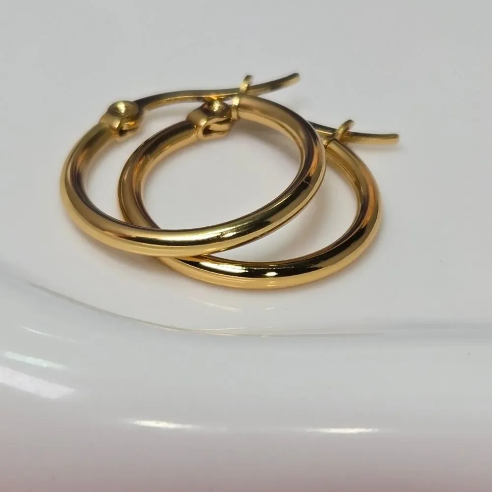 Boutique timeless gold