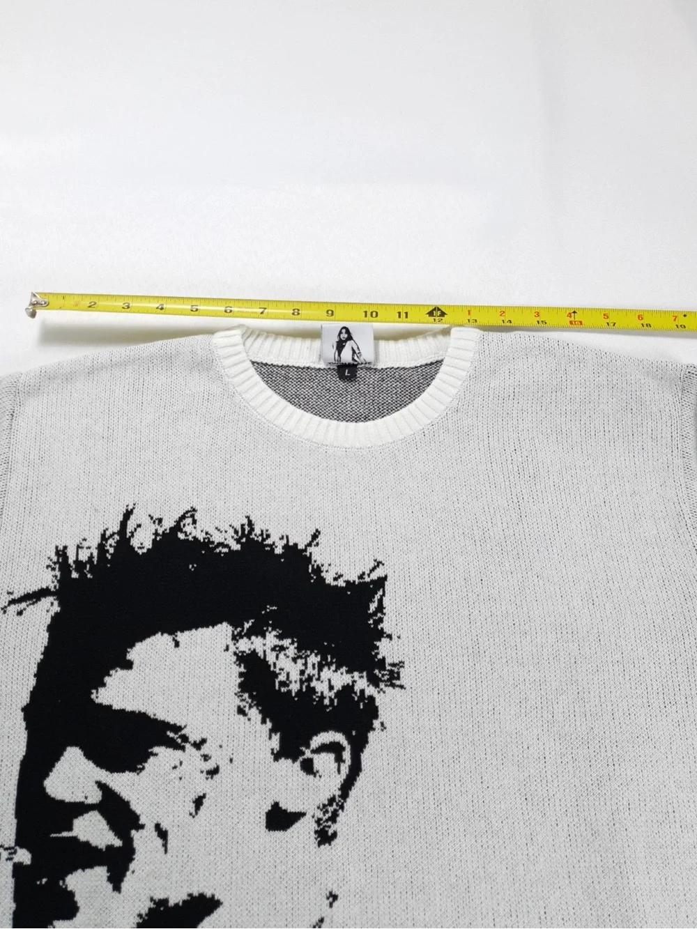 Supreme size large