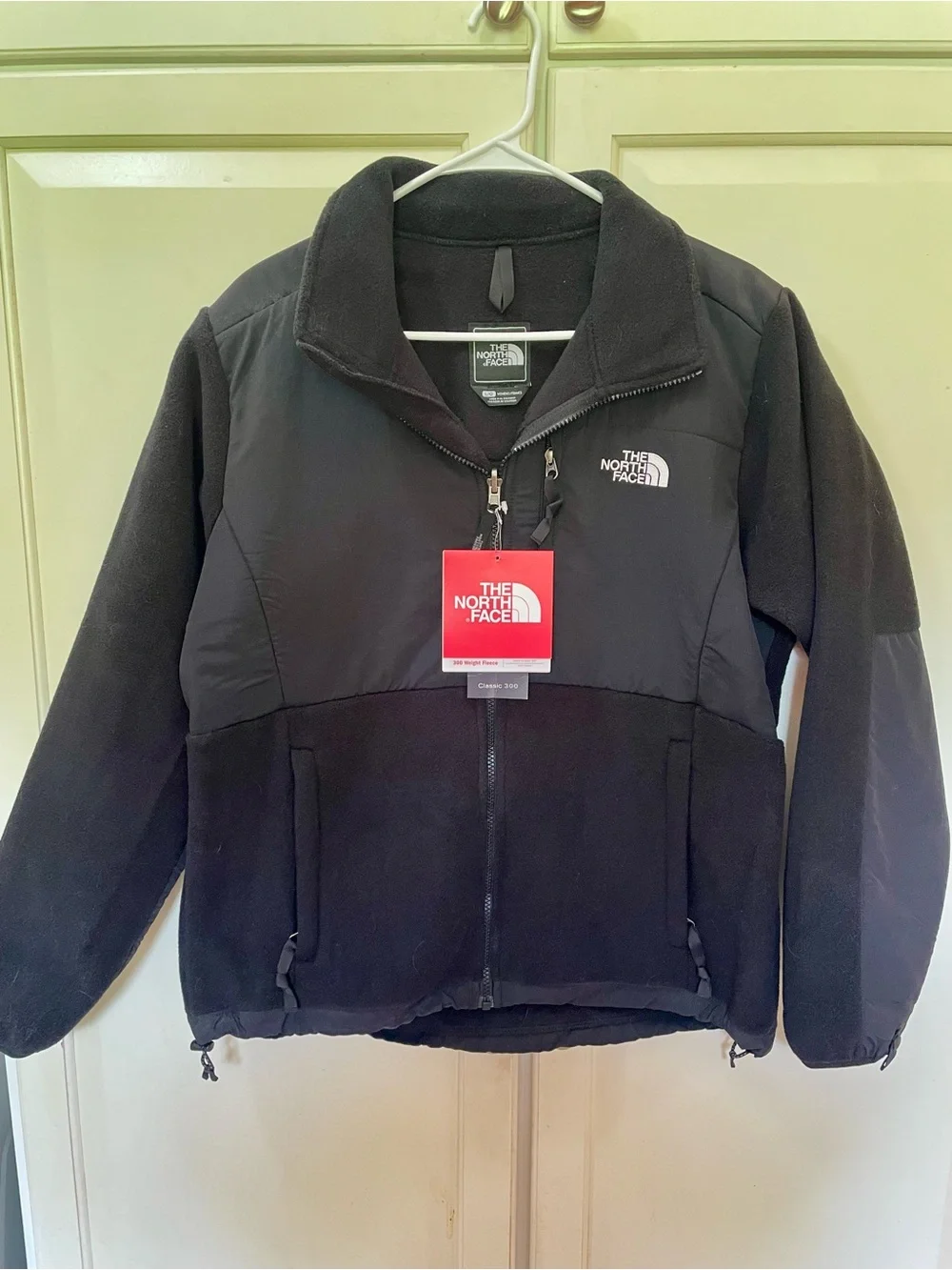 New Women’s The North Face Denali Jacket