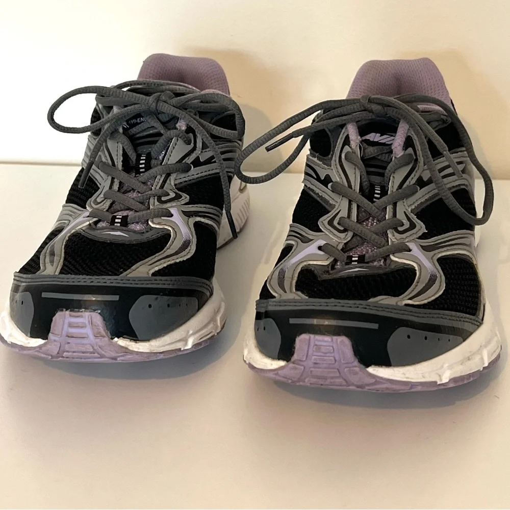 Avia pre owned good
