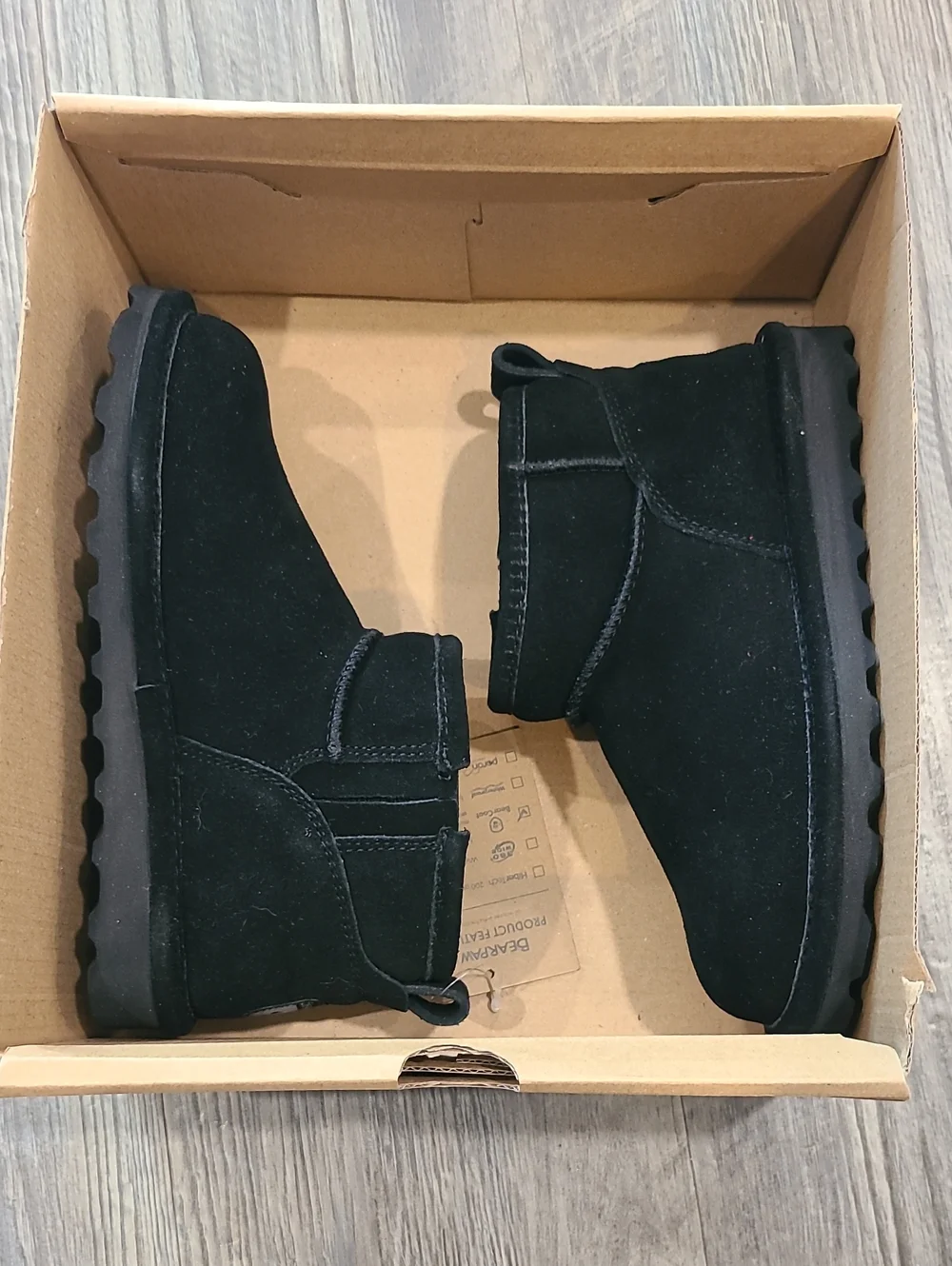BearPaw shorty boot