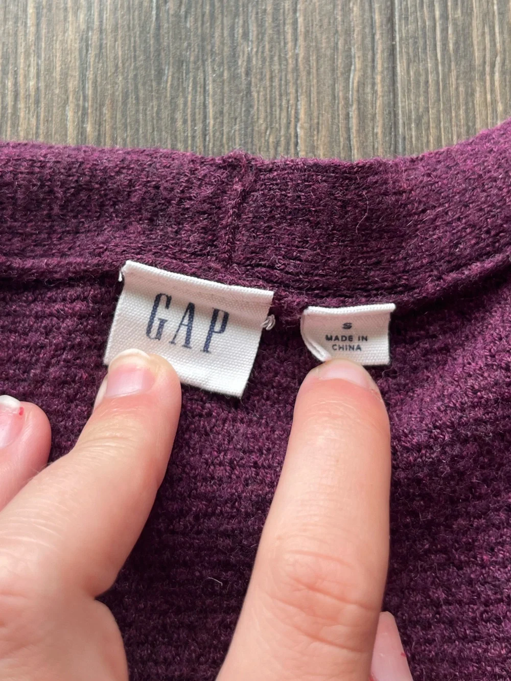 GAP V-Neck Sweater