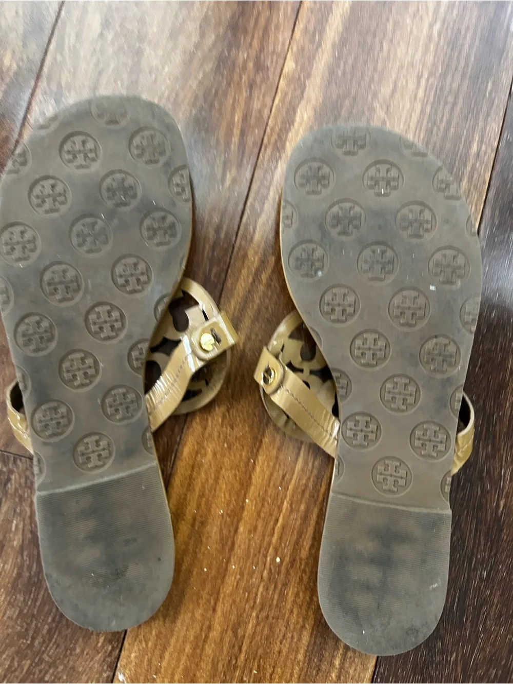 Tory Burch classic tory