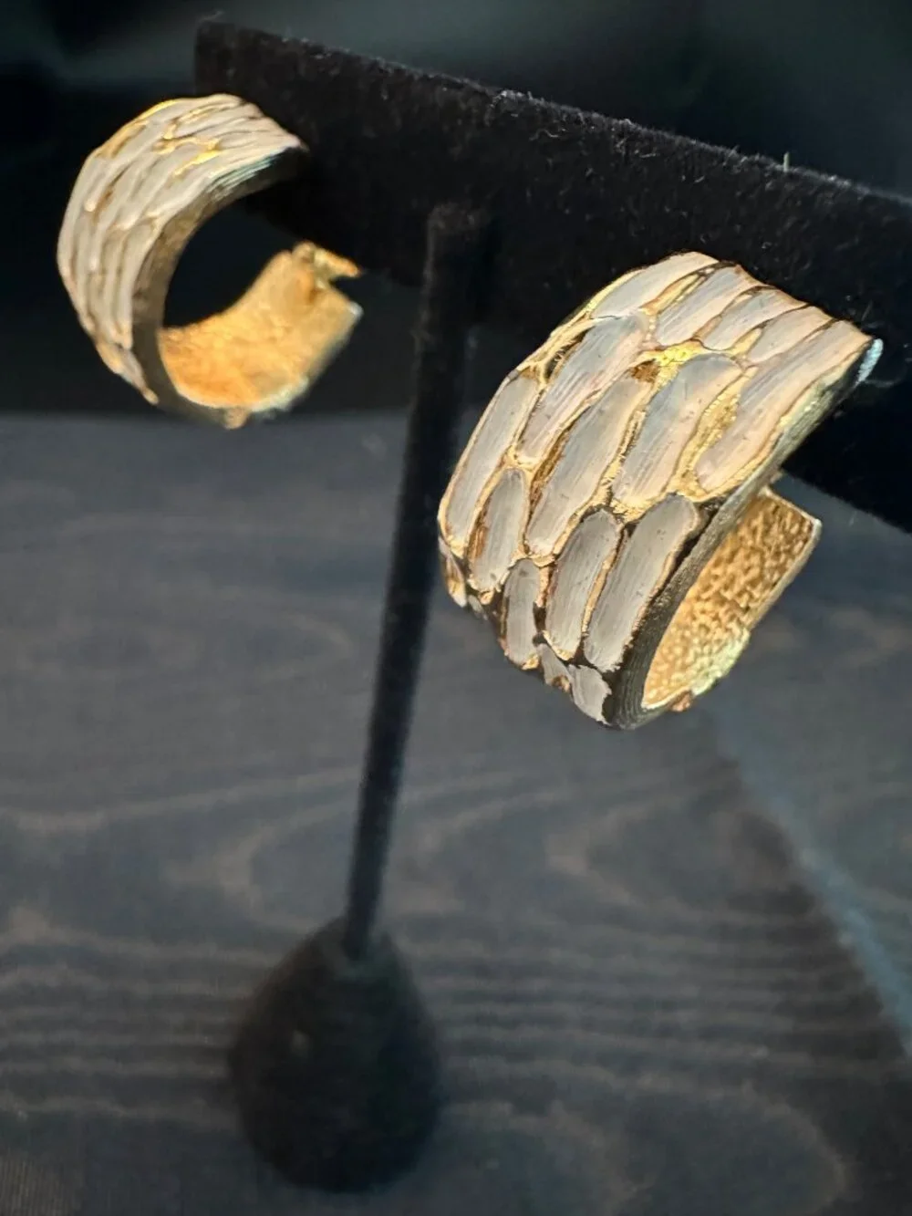 Vintage pretty clip