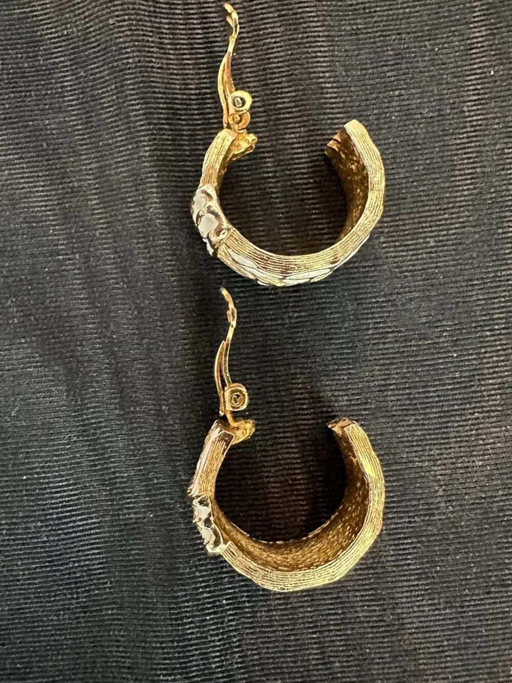 Vintage pretty clip