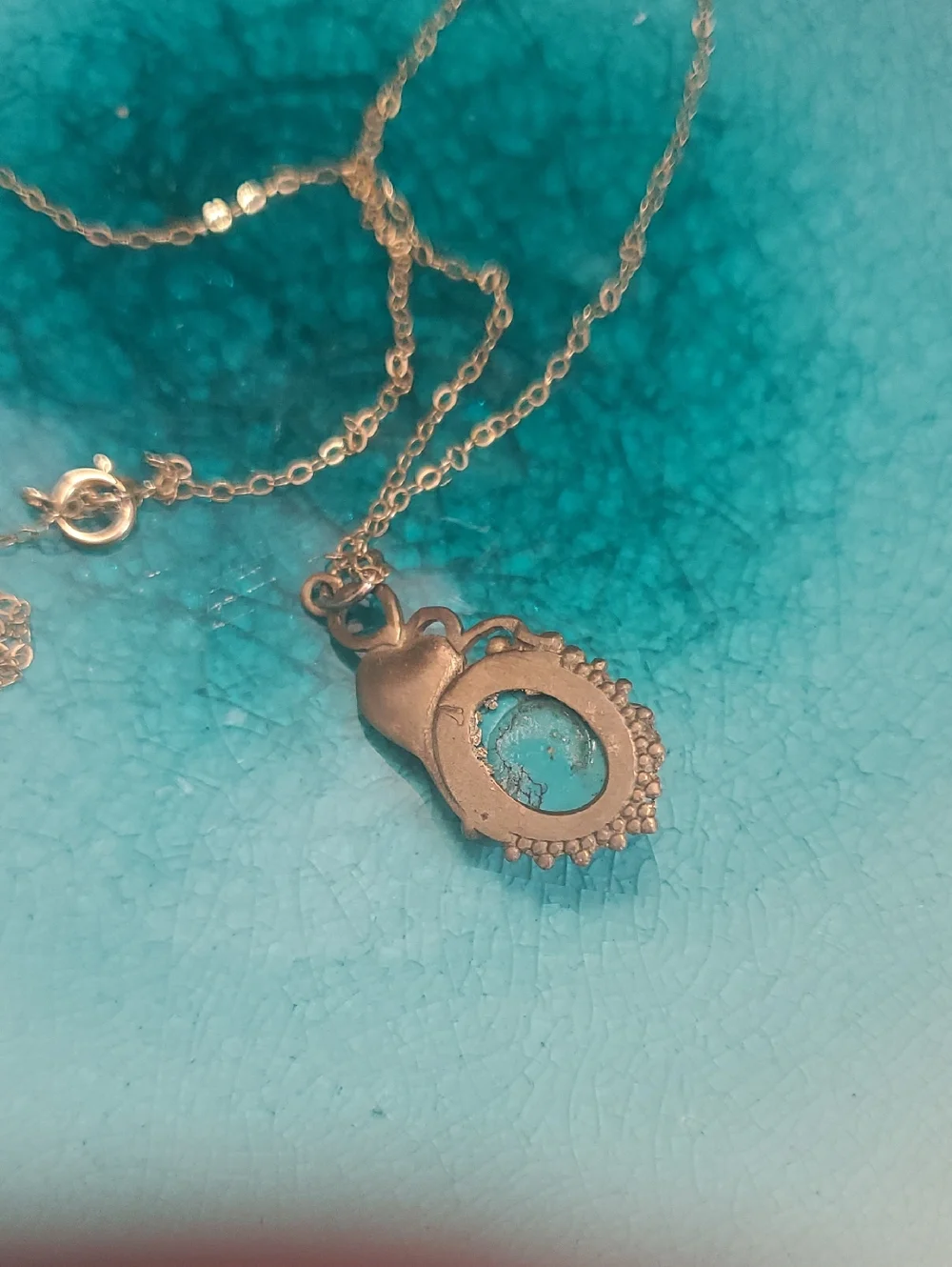 Turquoise Stone Pendant Necklace - Gold Tone - D