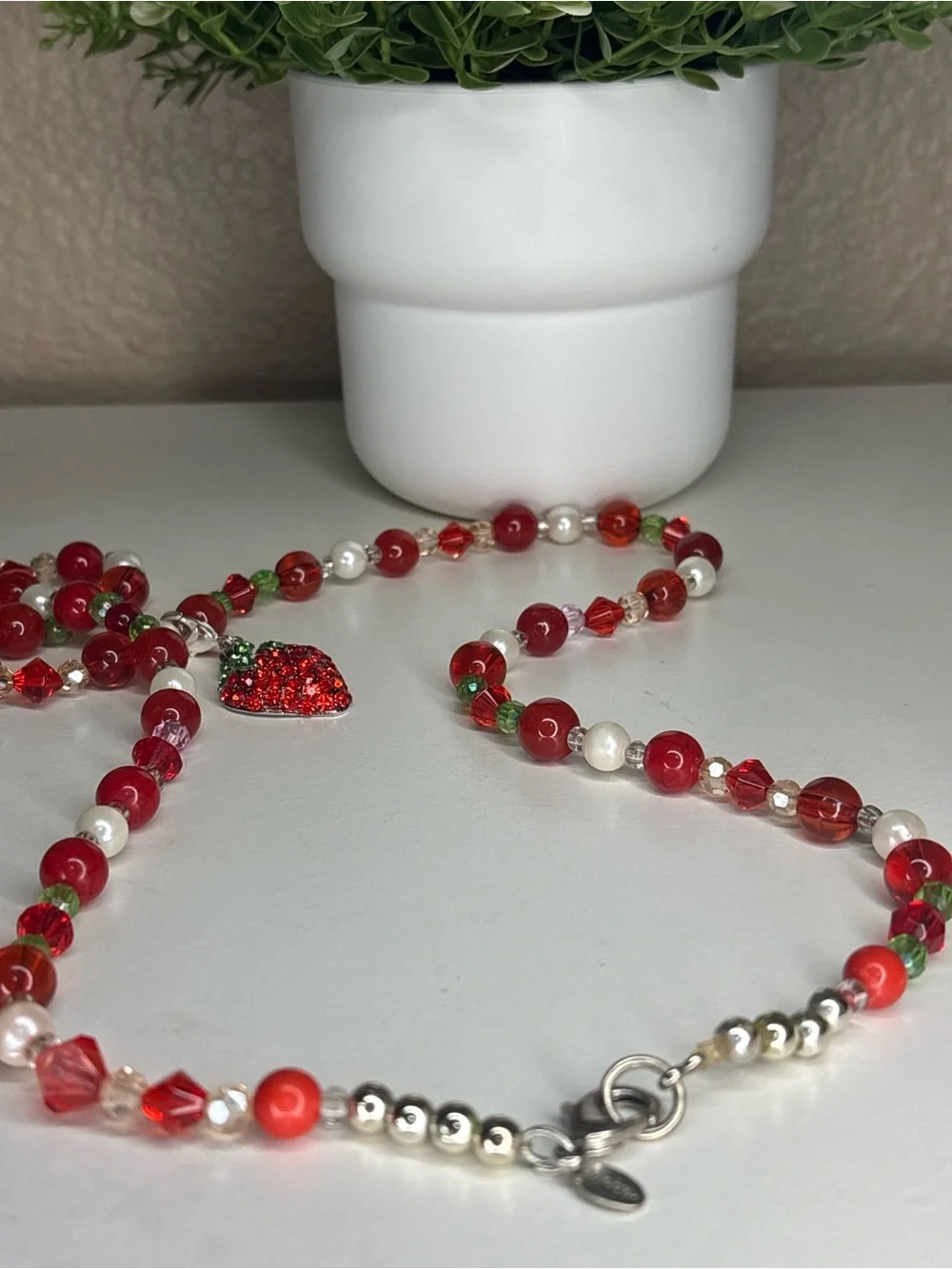 Chicos vibrant red