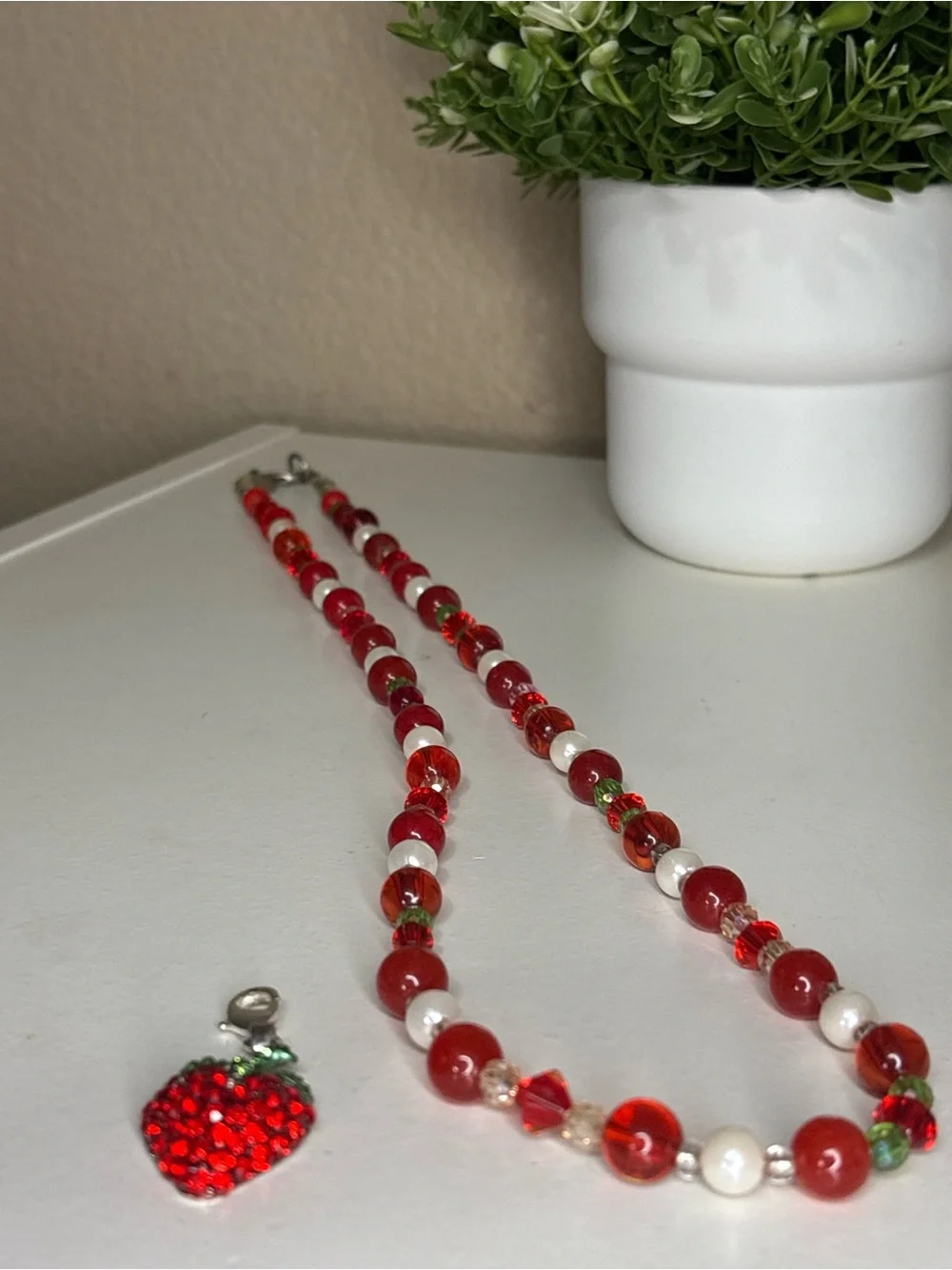 Chicos vibrant red