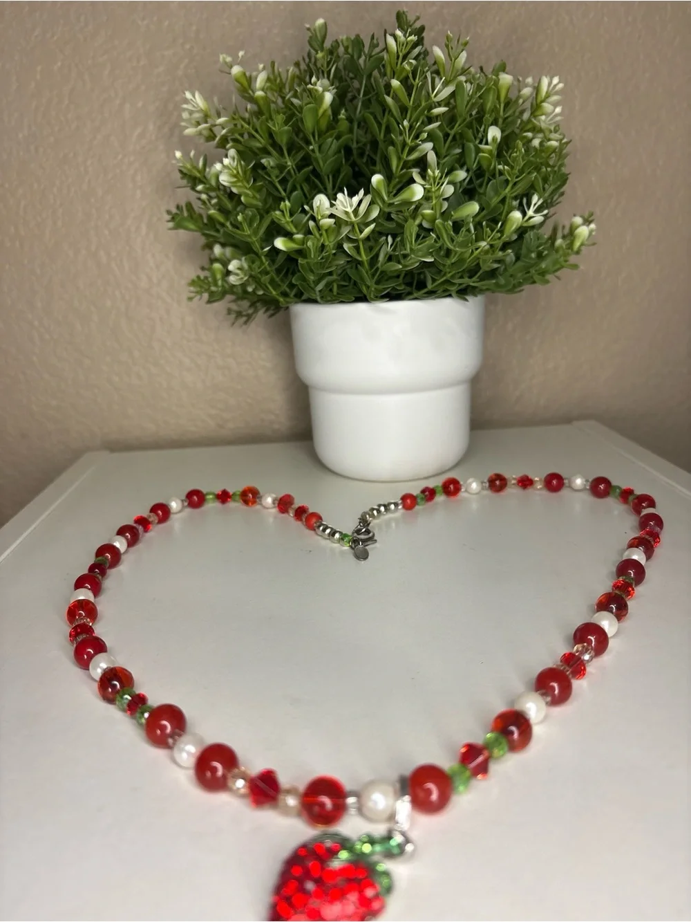 Chicos vibrant red