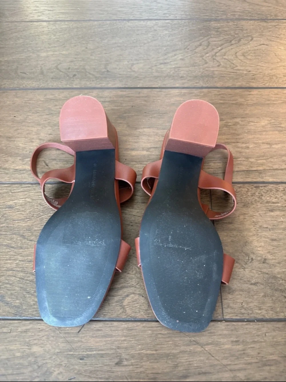 Banana Republic never worn