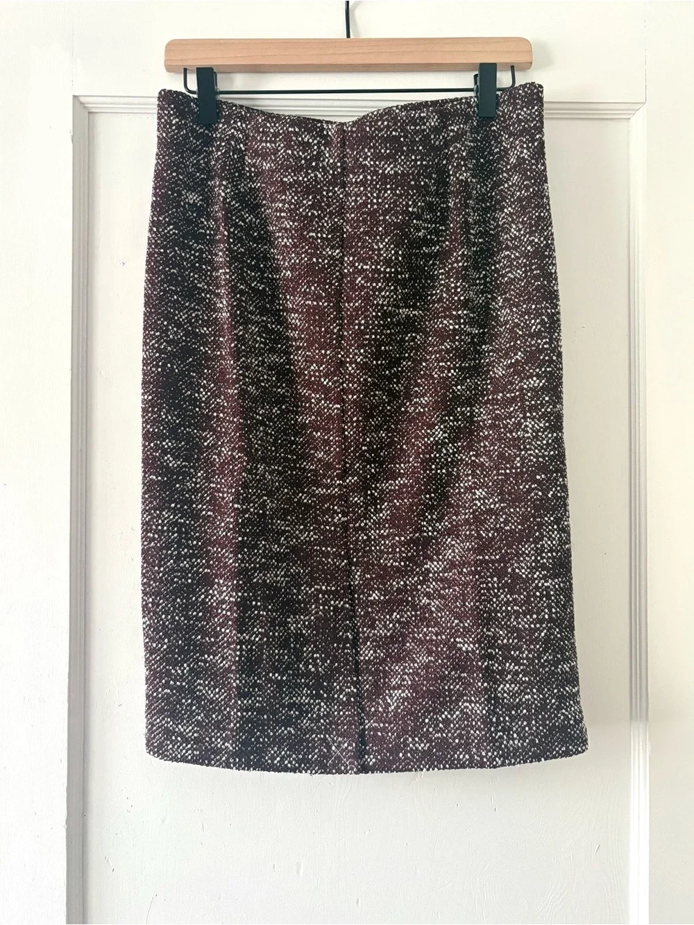 Ann Taylor tailored pencil