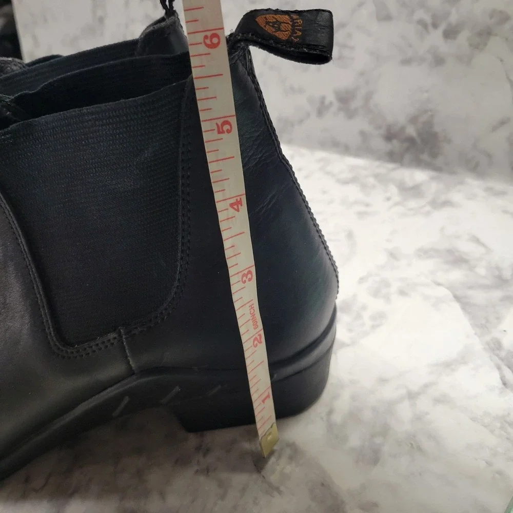 Ariat heritage paddock