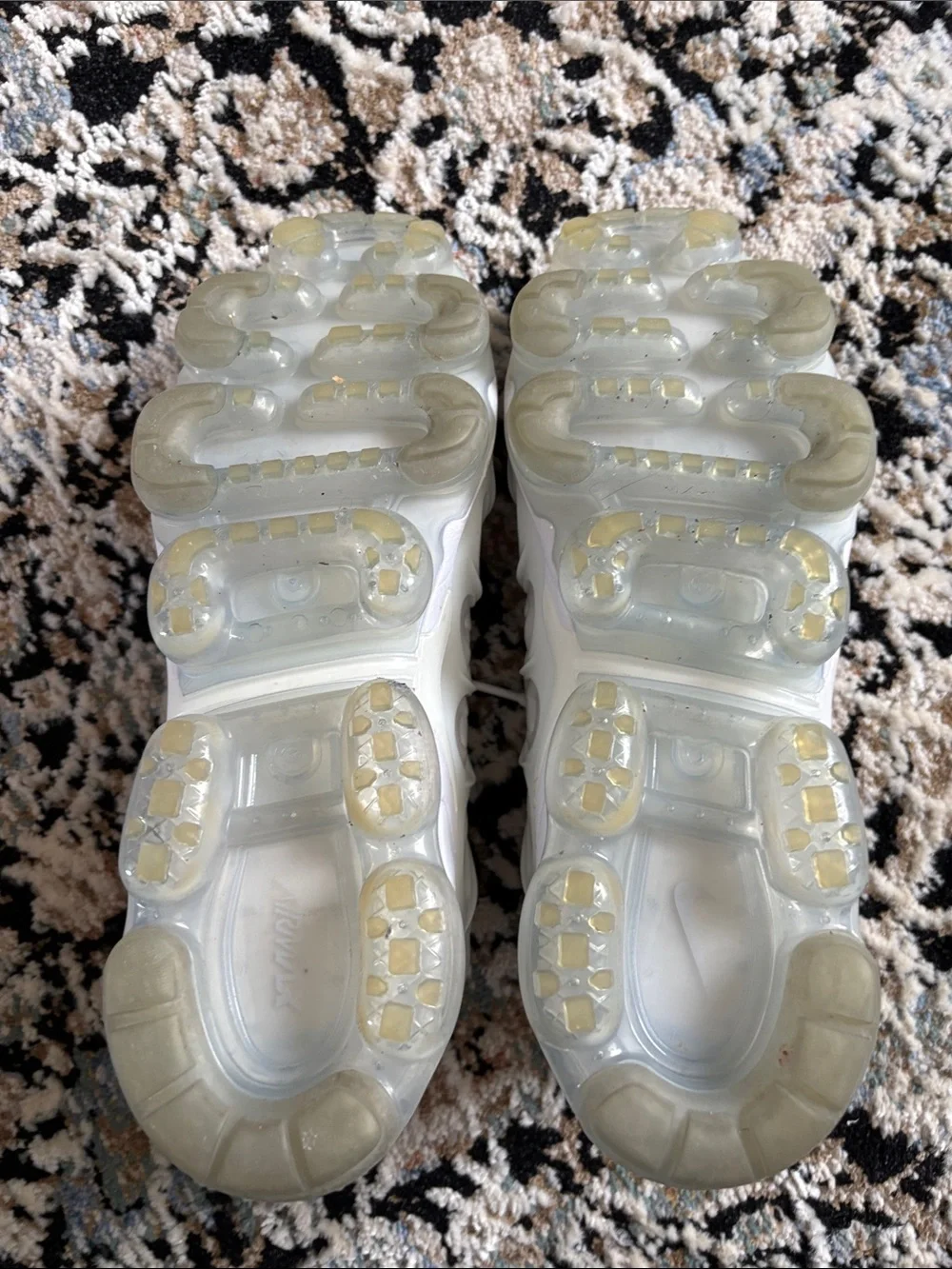 Nike lightweight knit