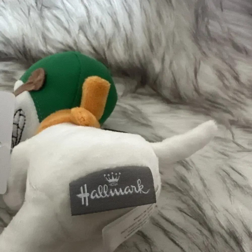 Hallmark peanuts snoopy