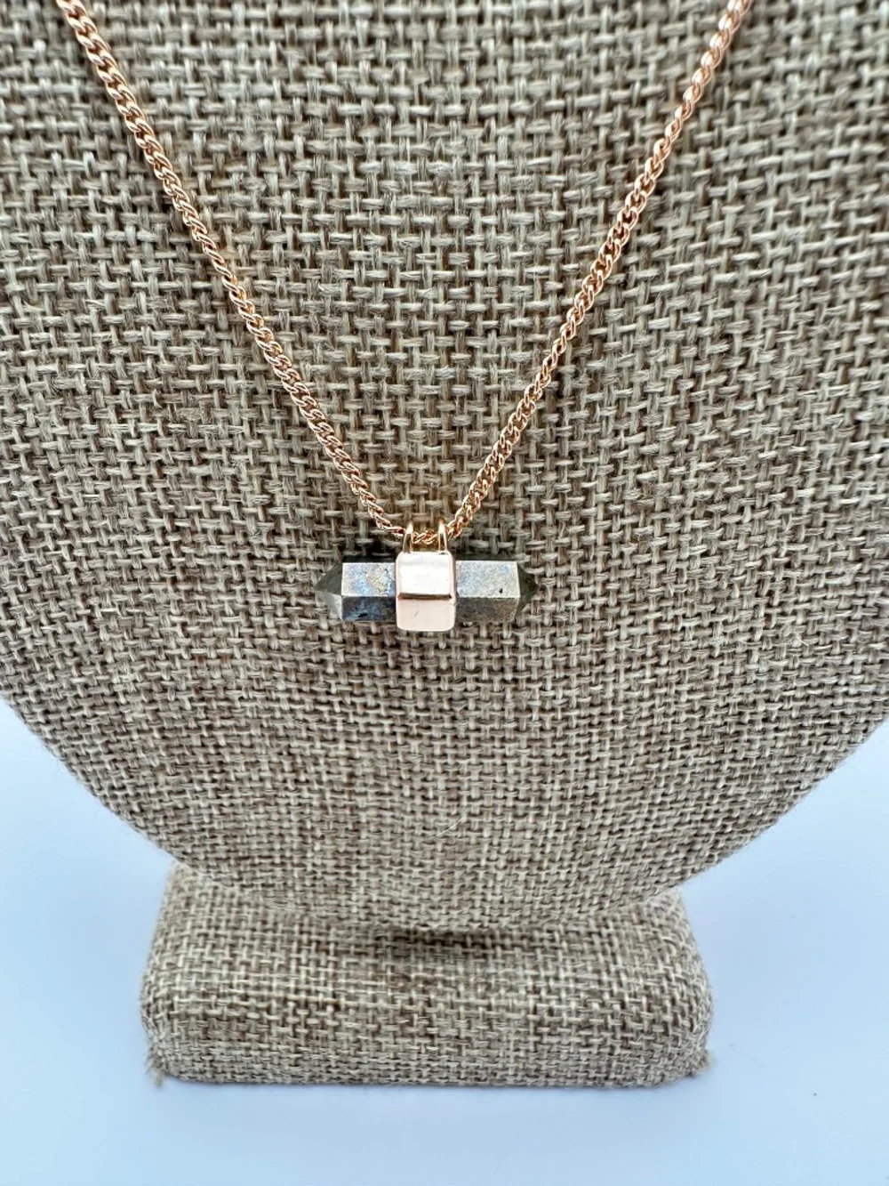 KENDRA SCOTT Amanda Pyrite + Rose Gold Necklace