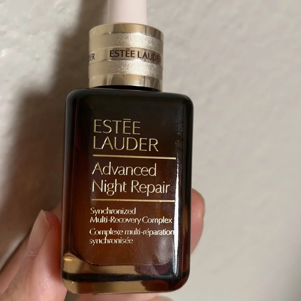 Estee Lauder new without