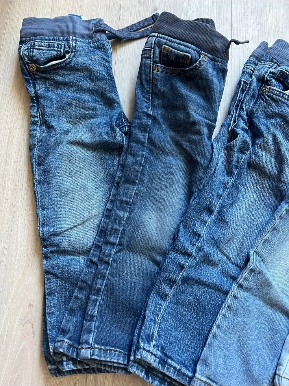 Old Navy has pair all