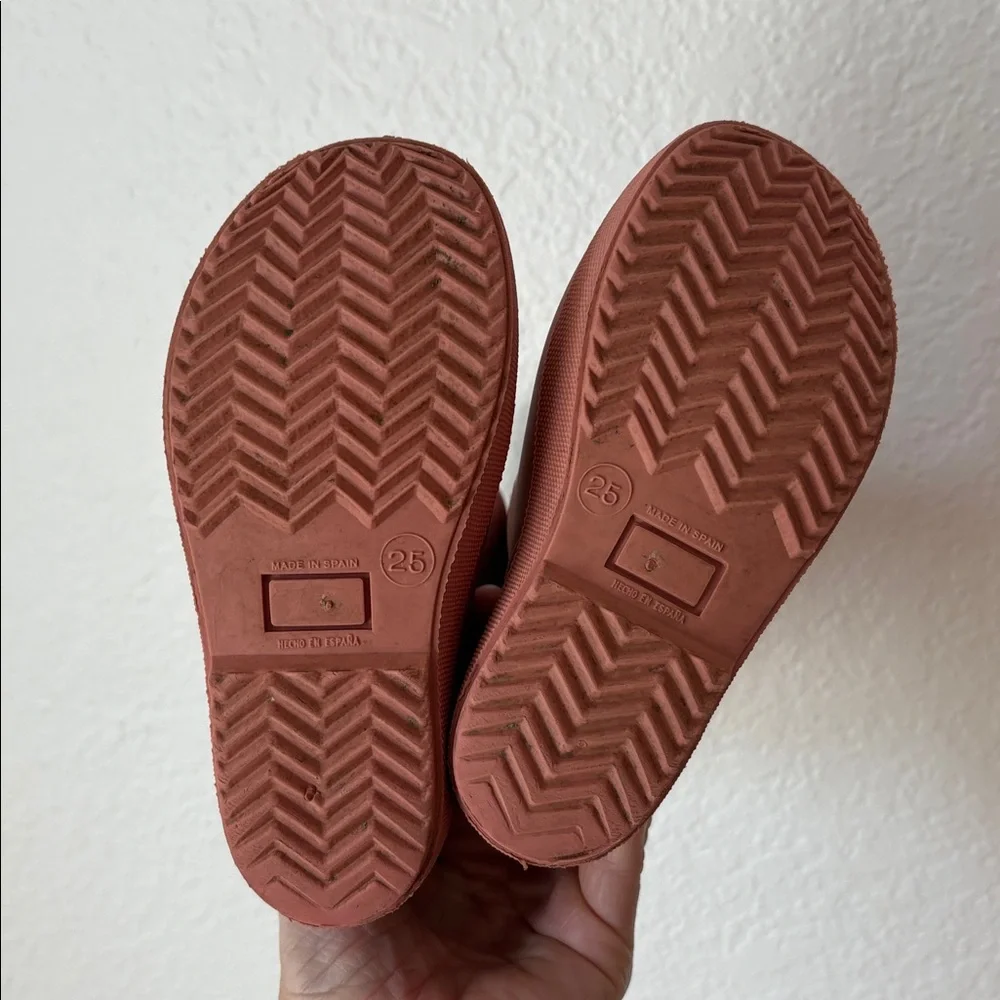 Zara play due