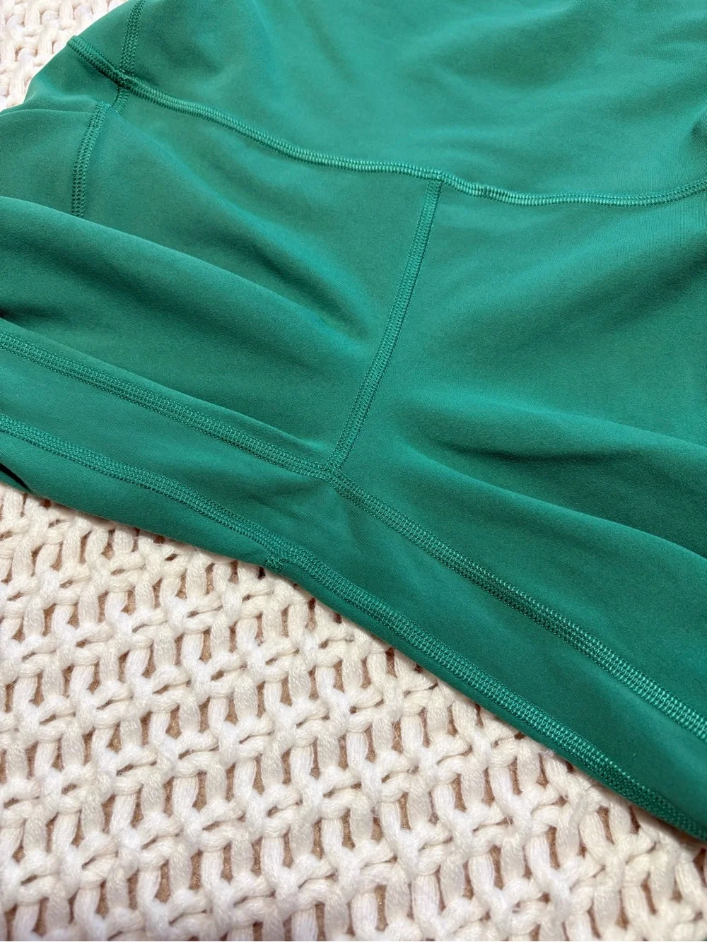 lululemon cascadia green align hr pant 25” pockets size 6