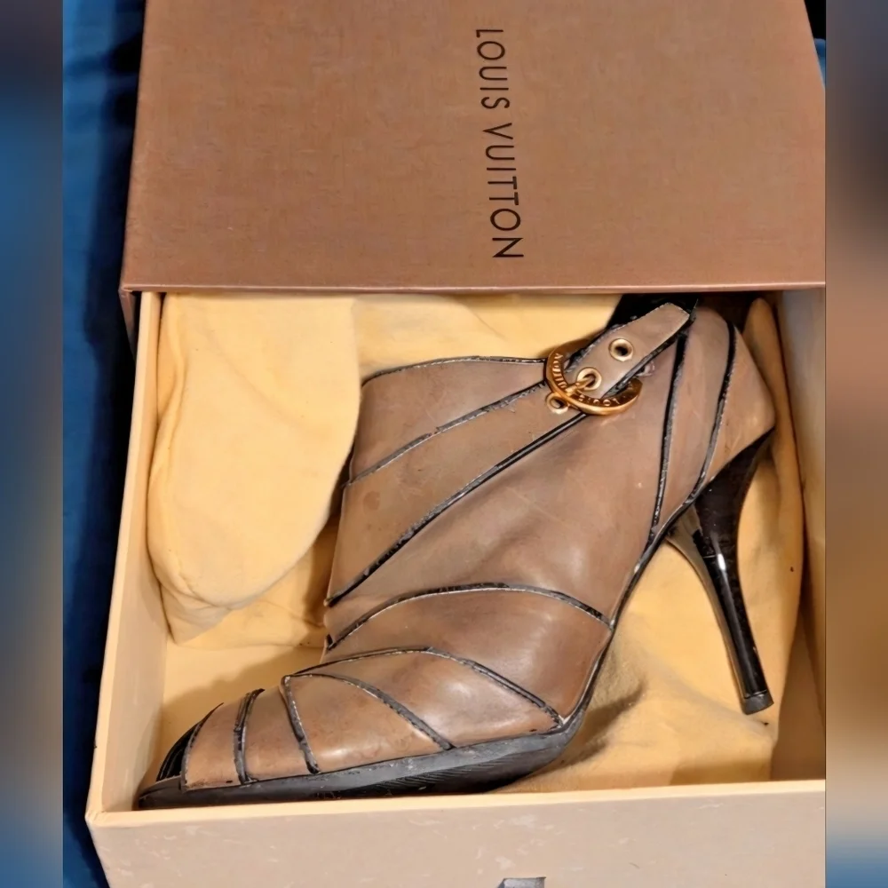 Louis Vuitton louis vuitton